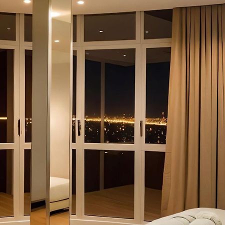 Amazing Appartement " Avec Climatisation " Au Centre Ville En Face Hilton & Gare Train De Tgv De Tanger 2N แทนเจียร์ ภายนอก รูปภาพ