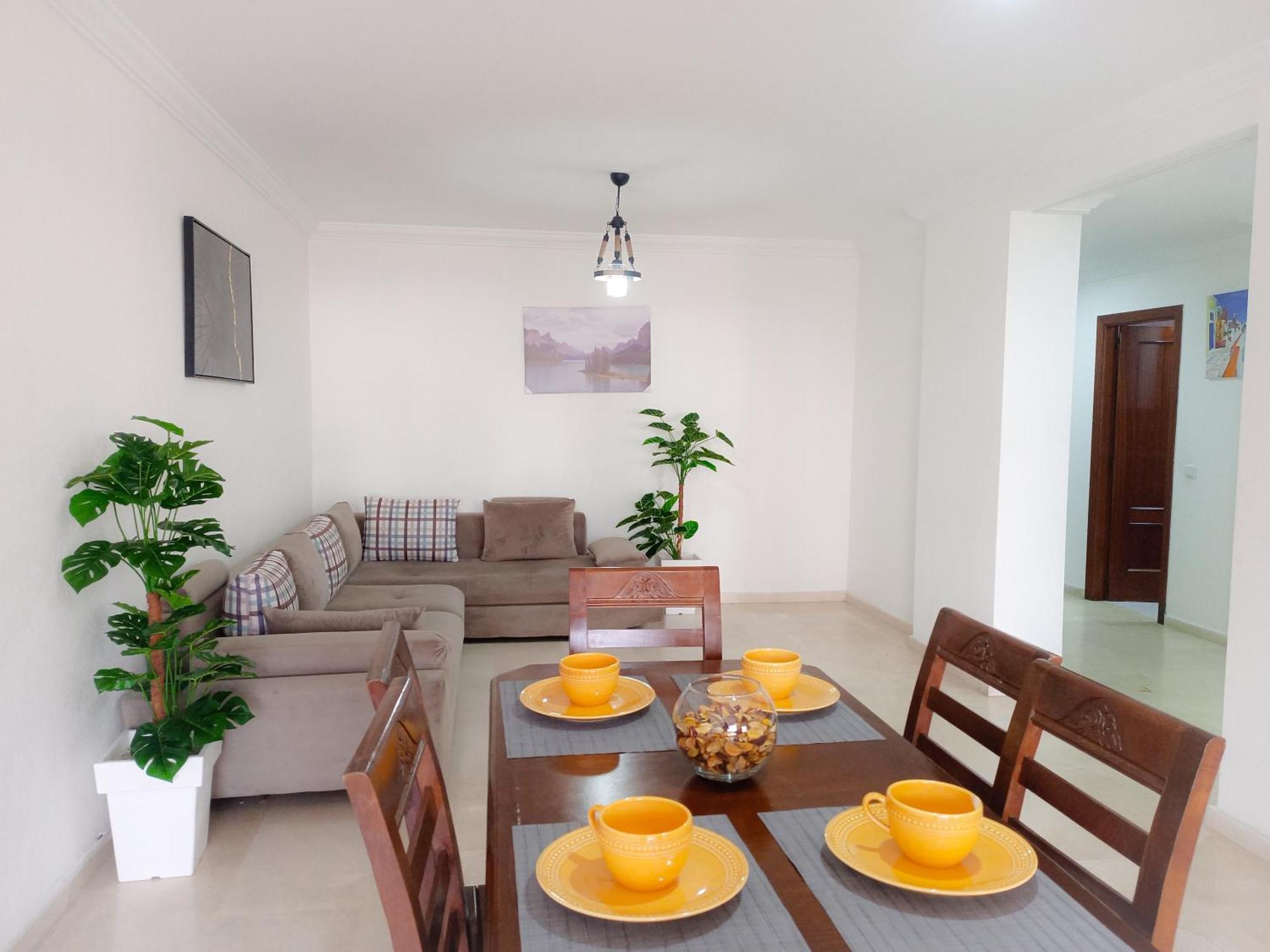 Amazing Appartement " Avec Climatisation " Au Centre Ville En Face Hilton & Gare Train De Tgv De Tanger 2N แทนเจียร์ ภายนอก รูปภาพ