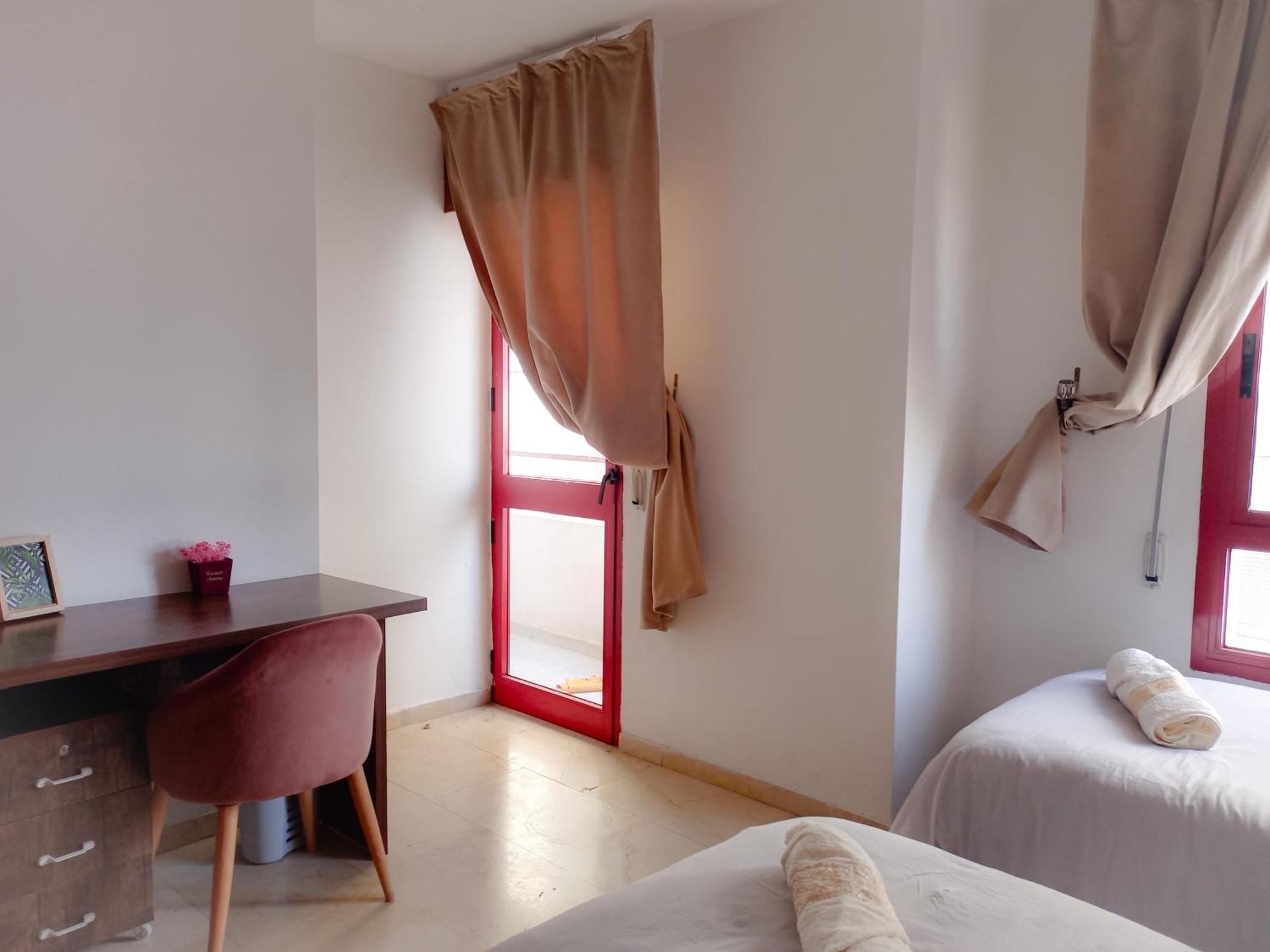 Amazing Appartement " Avec Climatisation " Au Centre Ville En Face Hilton & Gare Train De Tgv De Tanger 2N แทนเจียร์ ภายนอก รูปภาพ