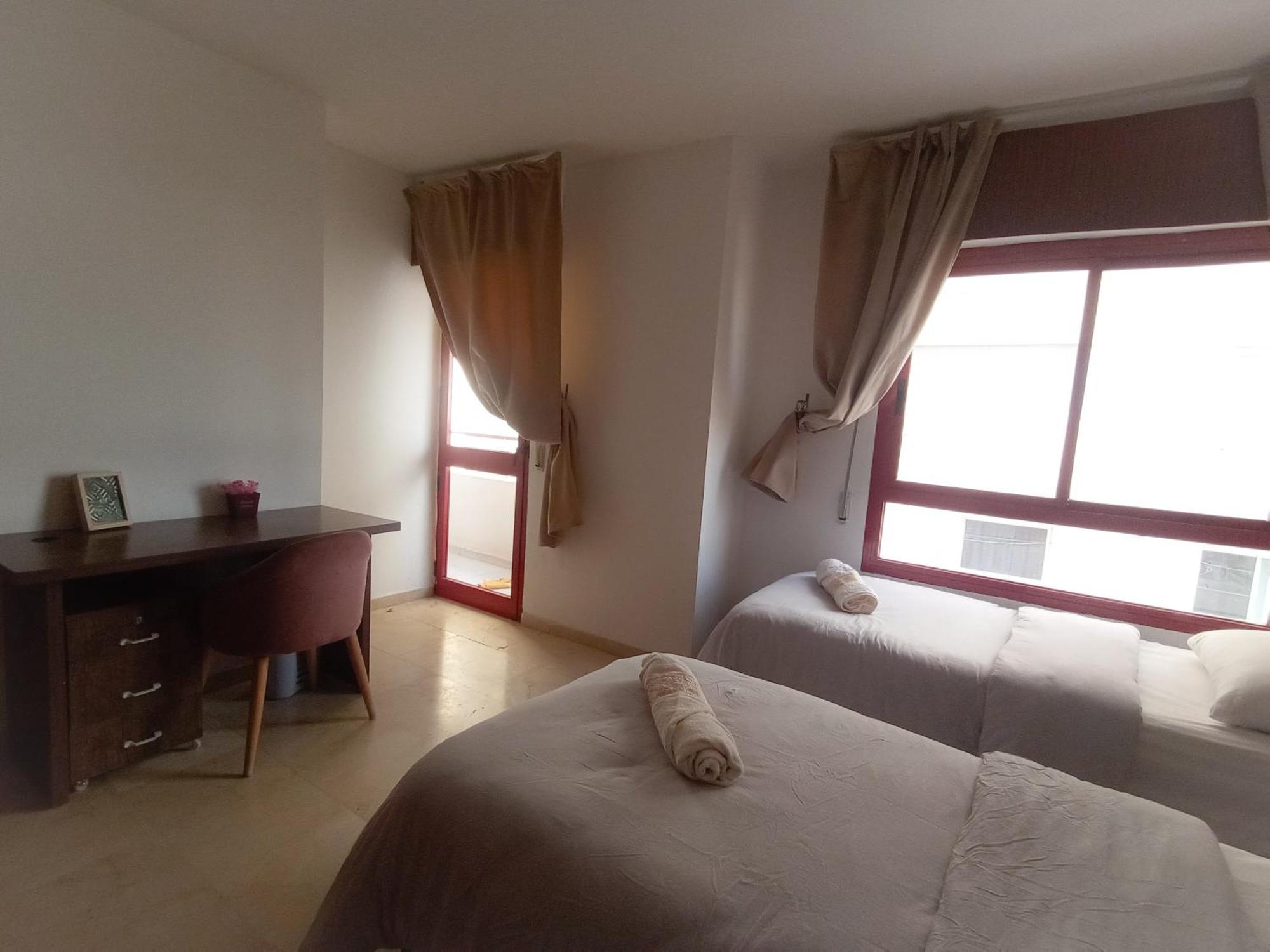 Amazing Appartement " Avec Climatisation " Au Centre Ville En Face Hilton & Gare Train De Tgv De Tanger 2N แทนเจียร์ ภายนอก รูปภาพ