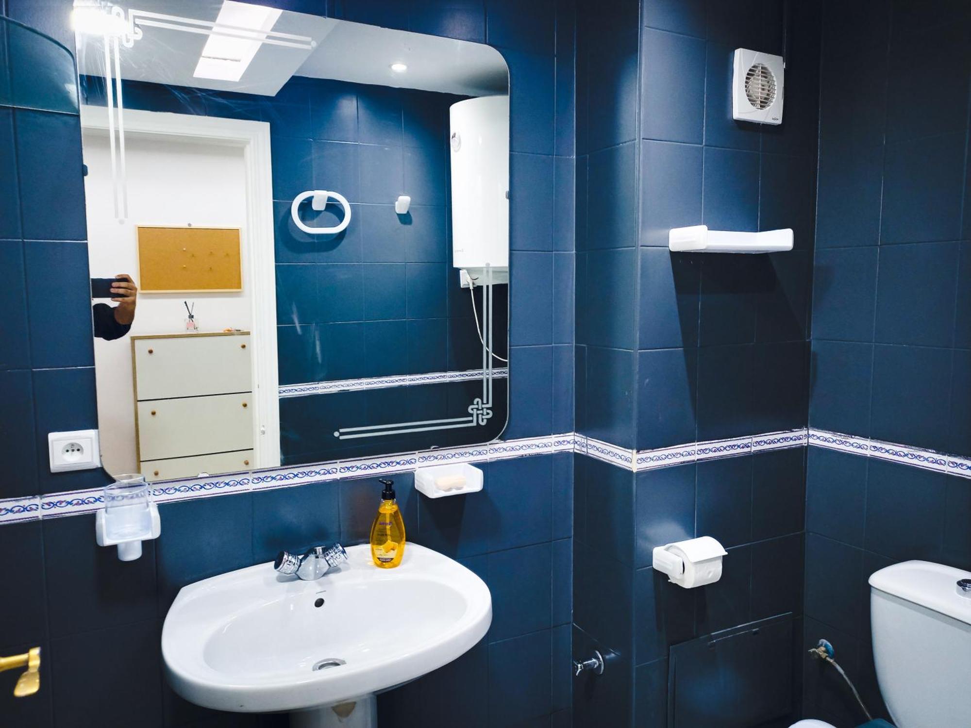 Amazing Appartement " Avec Climatisation " Au Centre Ville En Face Hilton & Gare Train De Tgv De Tanger 2N แทนเจียร์ ภายนอก รูปภาพ